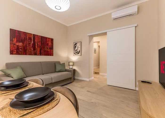 Elegant New 10 Min From Vatican